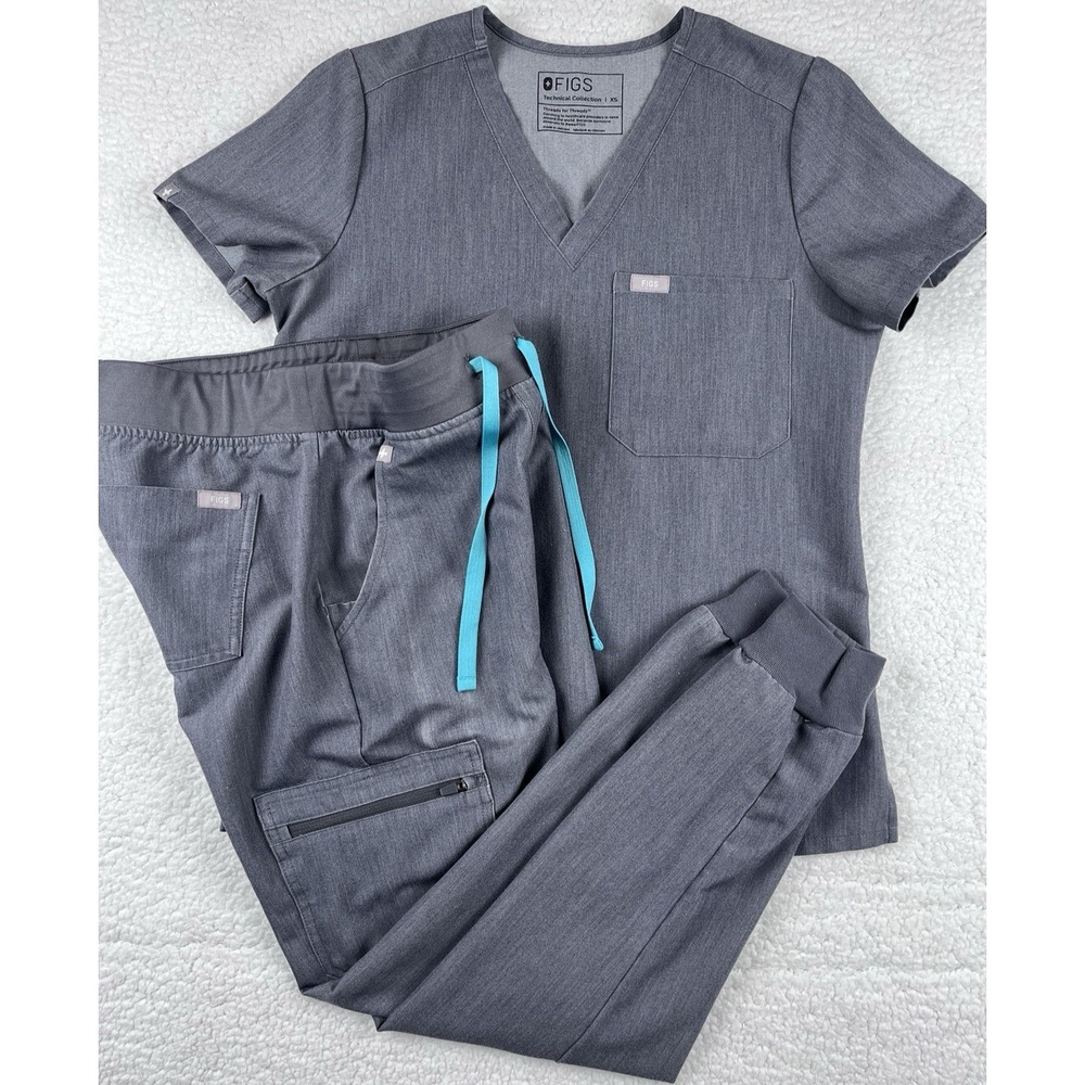 FIGS‎ Catrina Pocket Scrub Top & Zamora Yoga Jogger Pants Set Womens XS Gray